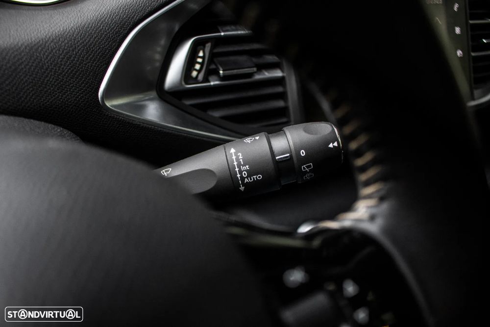 Peugeot 308 SW BlueHDi 100 Stop & Start Active - 15