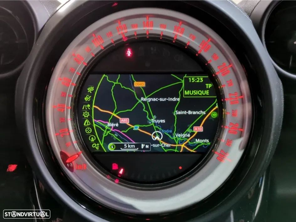 MINI Countryman Cooper D - 8