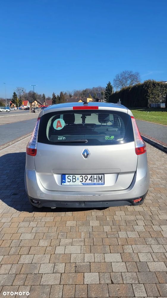 Renault Grand Scenic Energy dCi 130 Start & Stop Luxe - 8