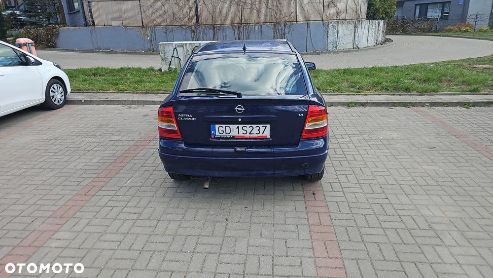Opel Astra - 2