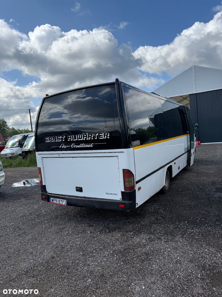 Mercedes-Benz 815 - 5