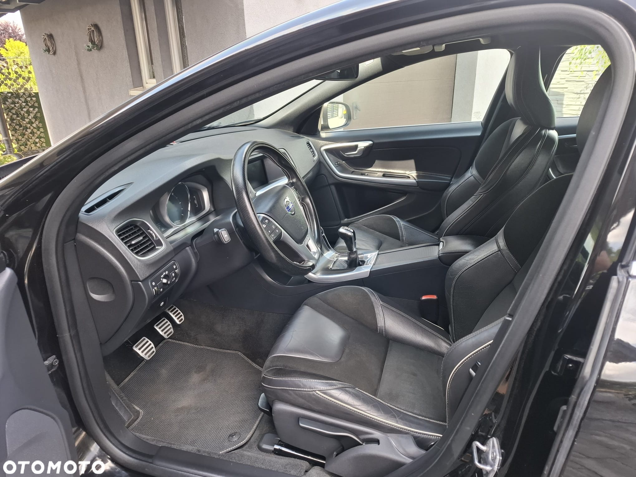 Volvo S60 D2 Drive-E R-Design Momentum - 17