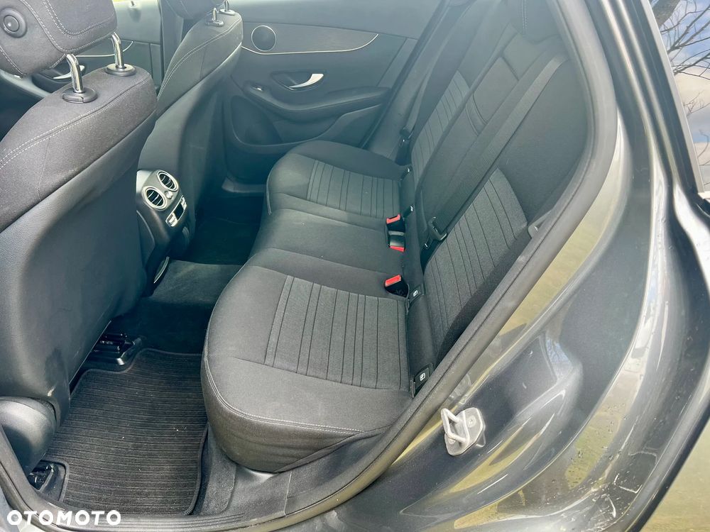 Mercedes-Benz GLC 220 d 4Matic 9G-TRONIC - 13
