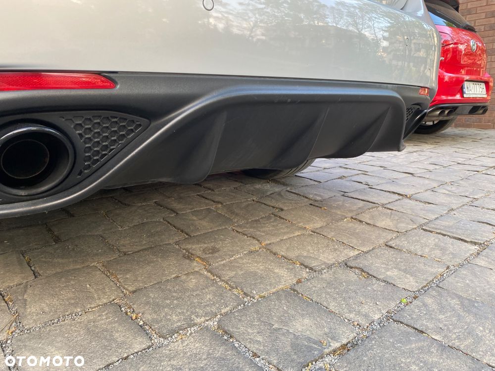 Alfa Romeo Giulia 2.0 Turbo Veloce - 22