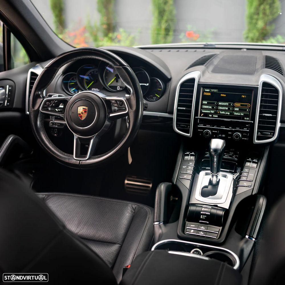 Porsche Cayenne S Tiptronic S - 9