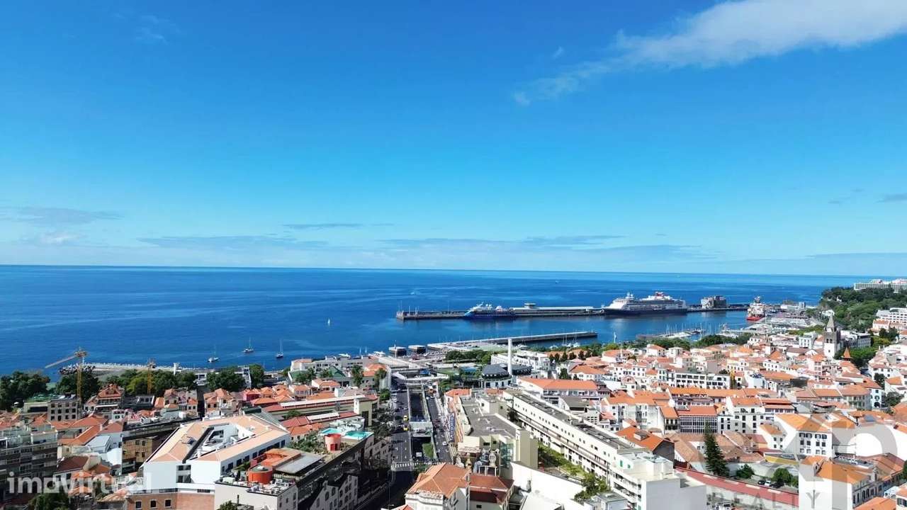 Apartamento T3 Centro do Funchal Vista Baía com Piscina - Grande imagem: 3/51