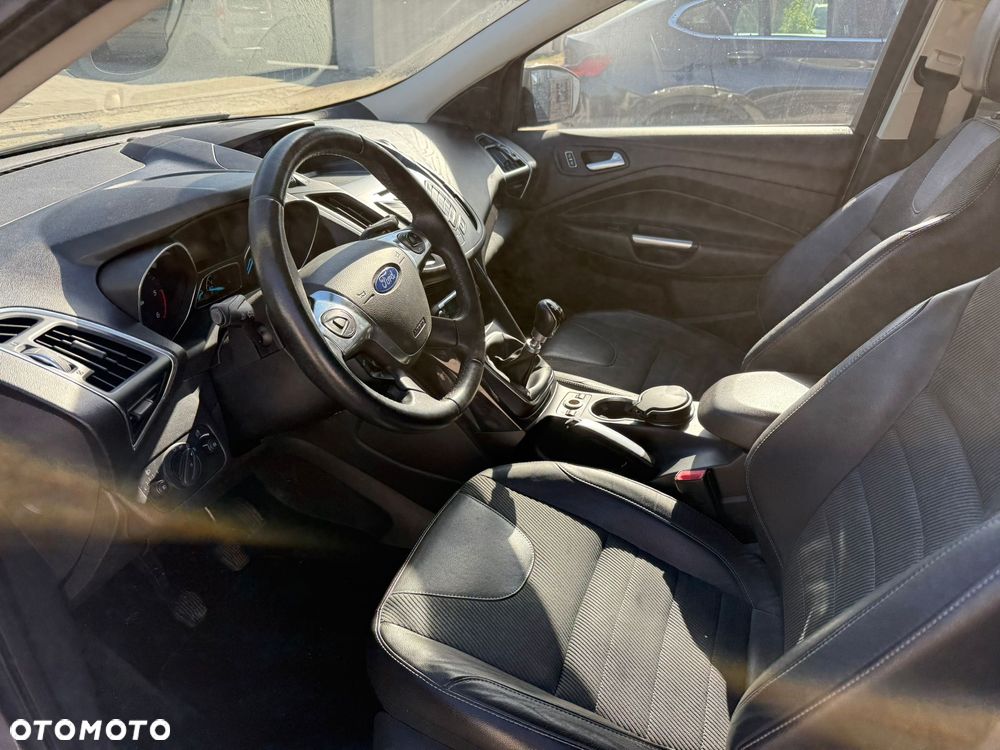 Ford Kuga 2.0 TDCi 2x4 SYNC - 14