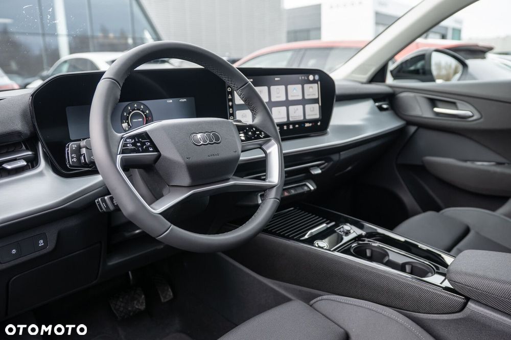 Audi Q3 Sportback - 13