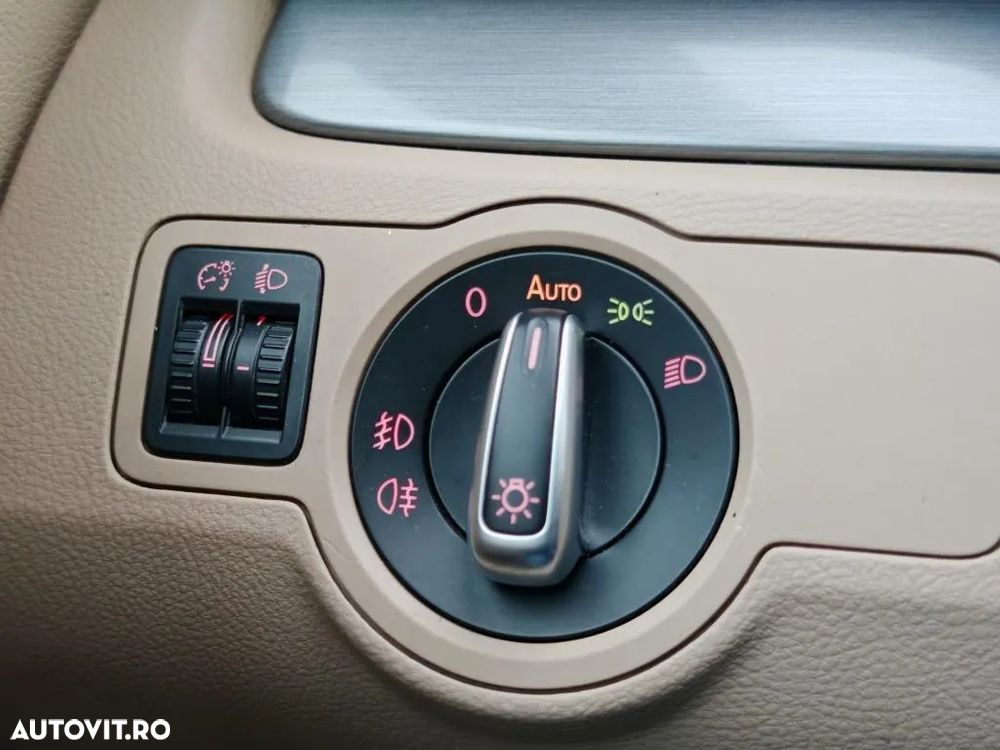 Volkswagen Passat 1.6TDI BlueMotion Tehnology DSG Comfortline - 20