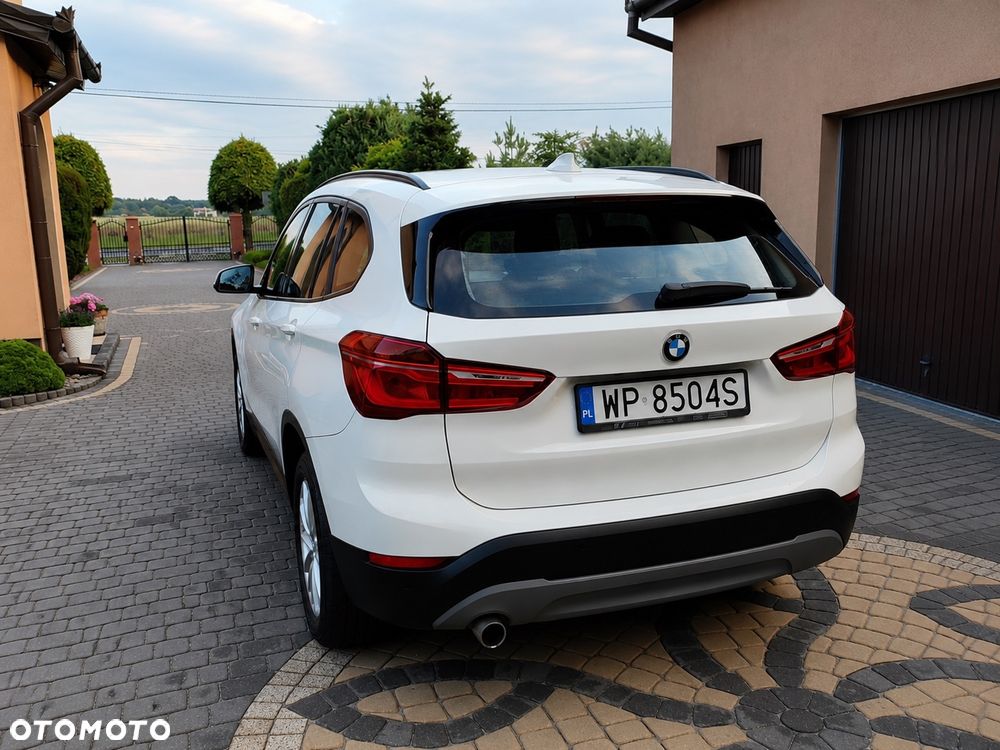 BMW X1 sDrive18i - 3