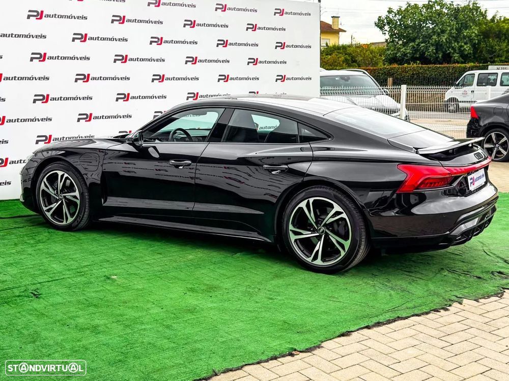 Audi e-tron GT quattro - 14