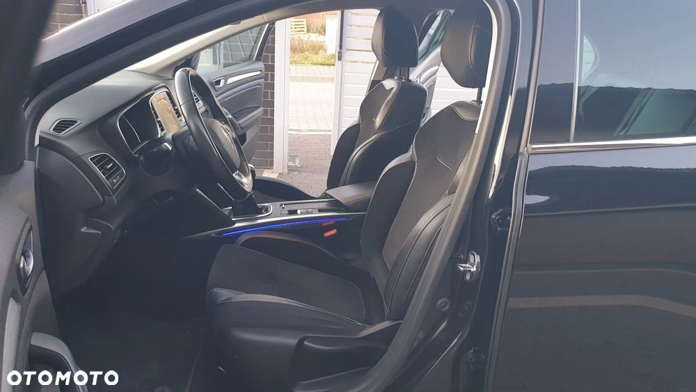 Renault Megane TCe 140 GPF BOSE EDITION - 17