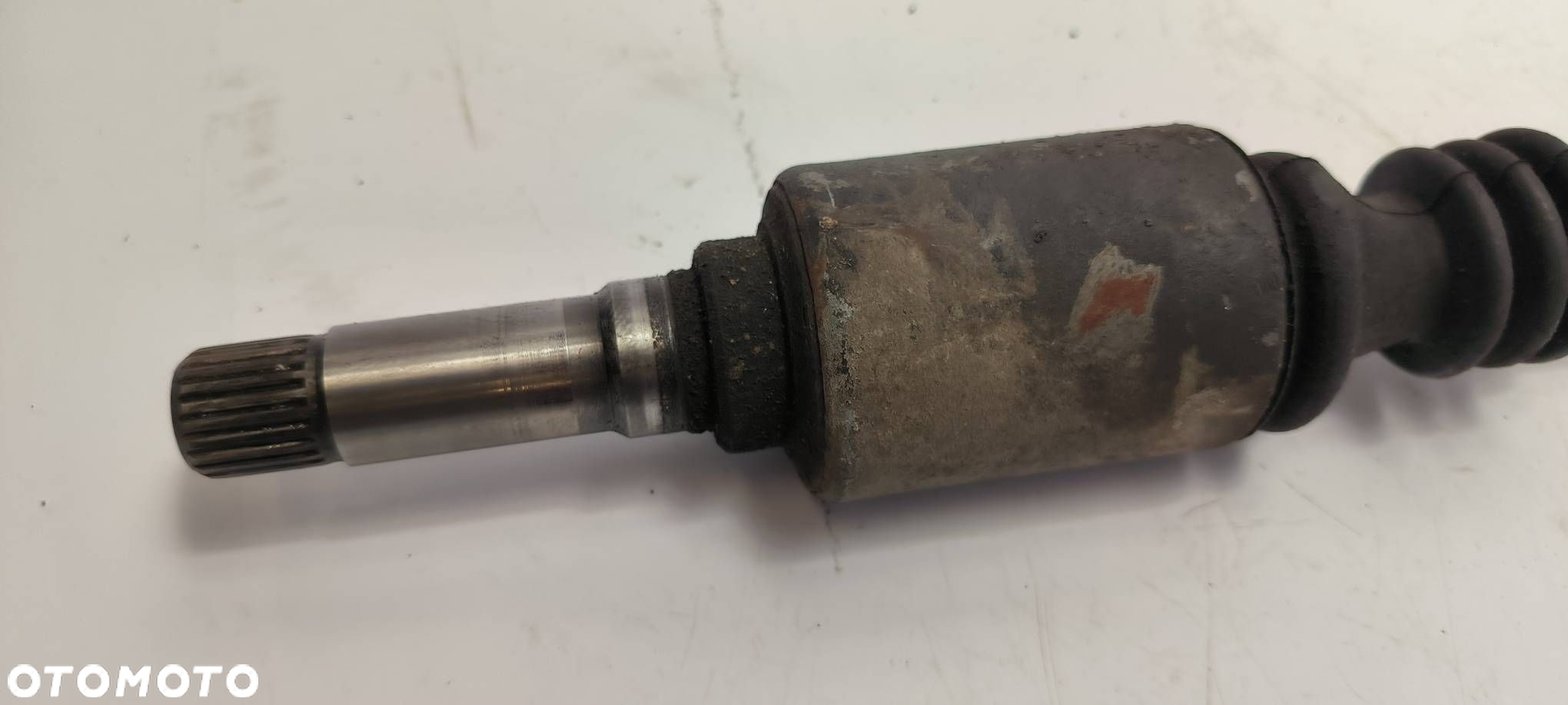 PÓŁOŚ PRAWA PRZÓD PEUGEOT 106 - 2