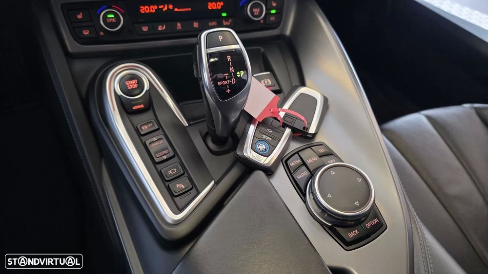 BMW i8 Standard - 38