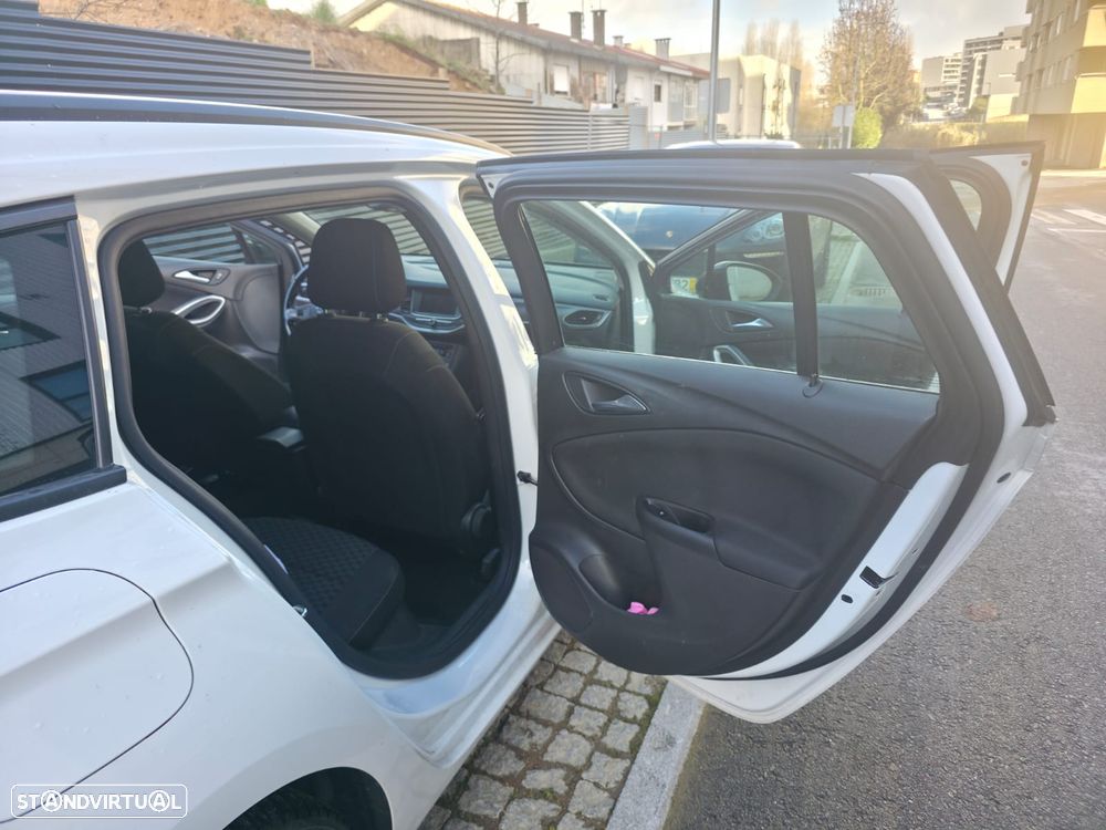 Opel Astra Sports Tourer 1.5 D Design & Tech S/S - 10