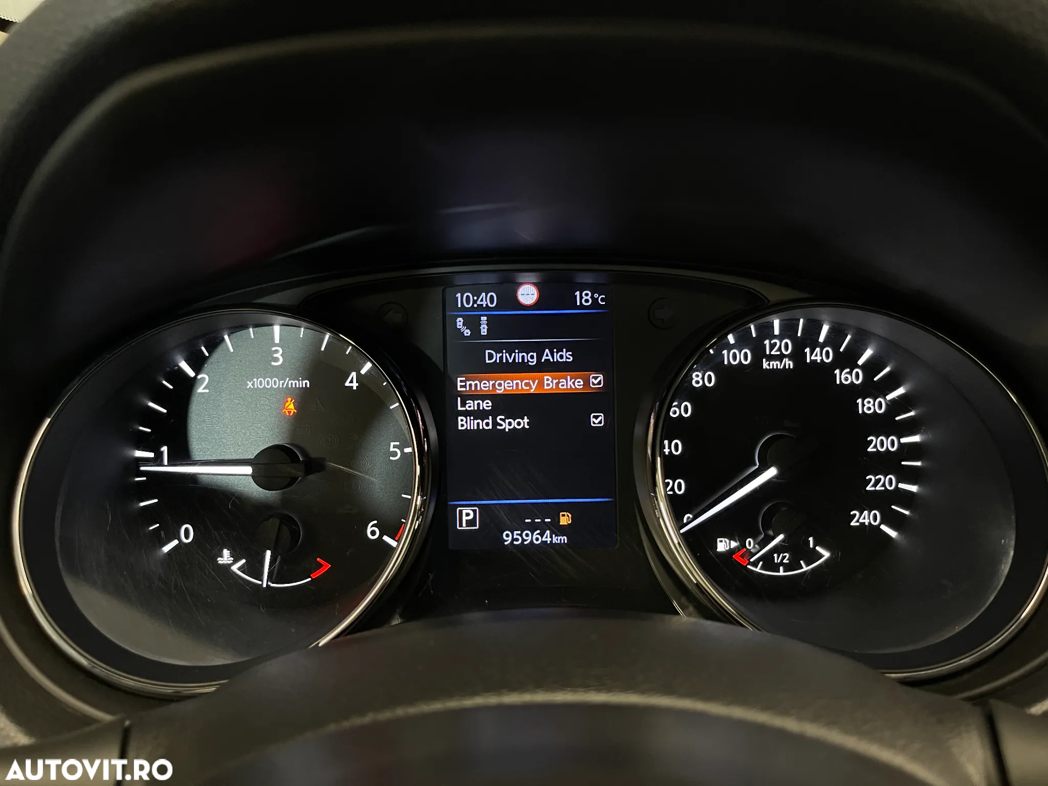 Nissan X-Trail 1.7D 150CP X-Tronic ALL MODE 4X4-I N-Connecta - 24