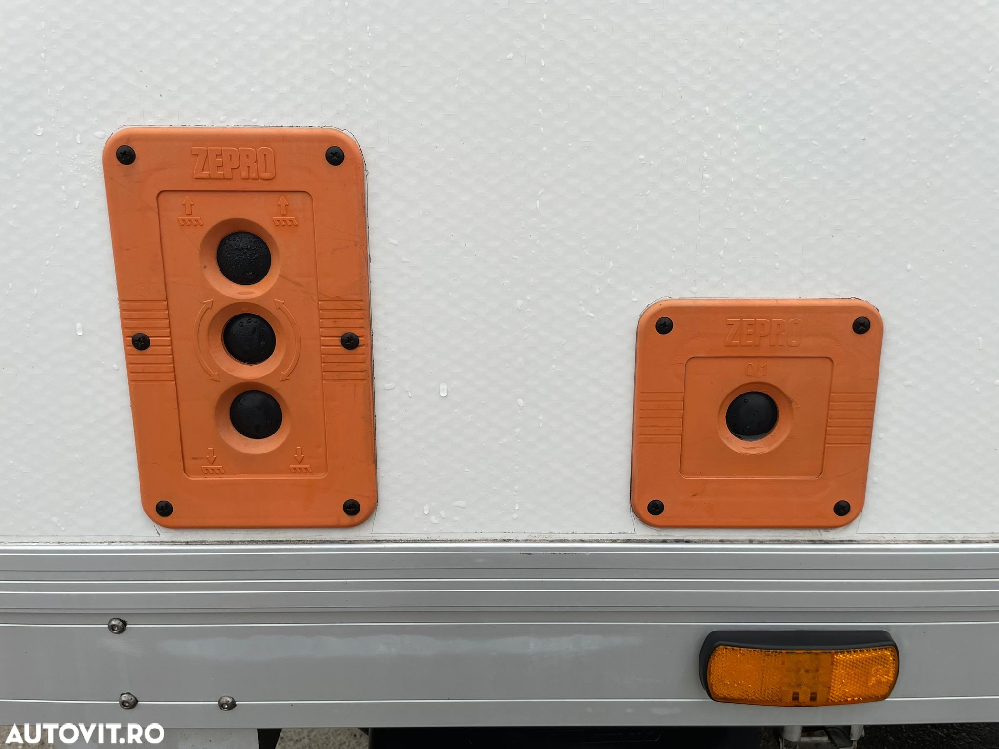 Mercedes-Benz Sprinter 319 CDI 3.0 D AUTOMAT LIFT 8 EUROPALETI - 19