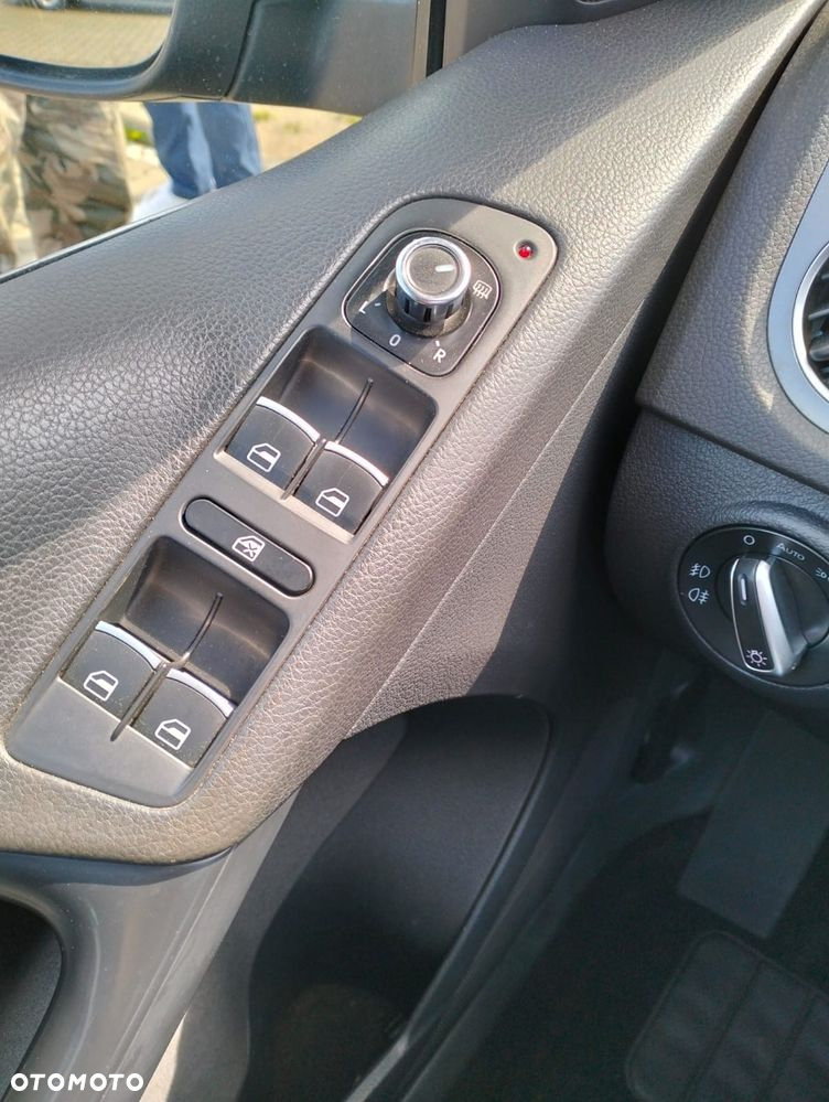 Volkswagen Tiguan - 13