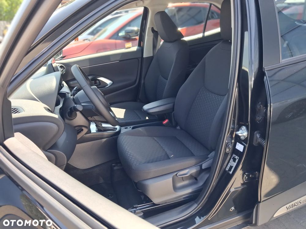 Toyota Yaris Cross Hybrid 1.5 Comfort - 12