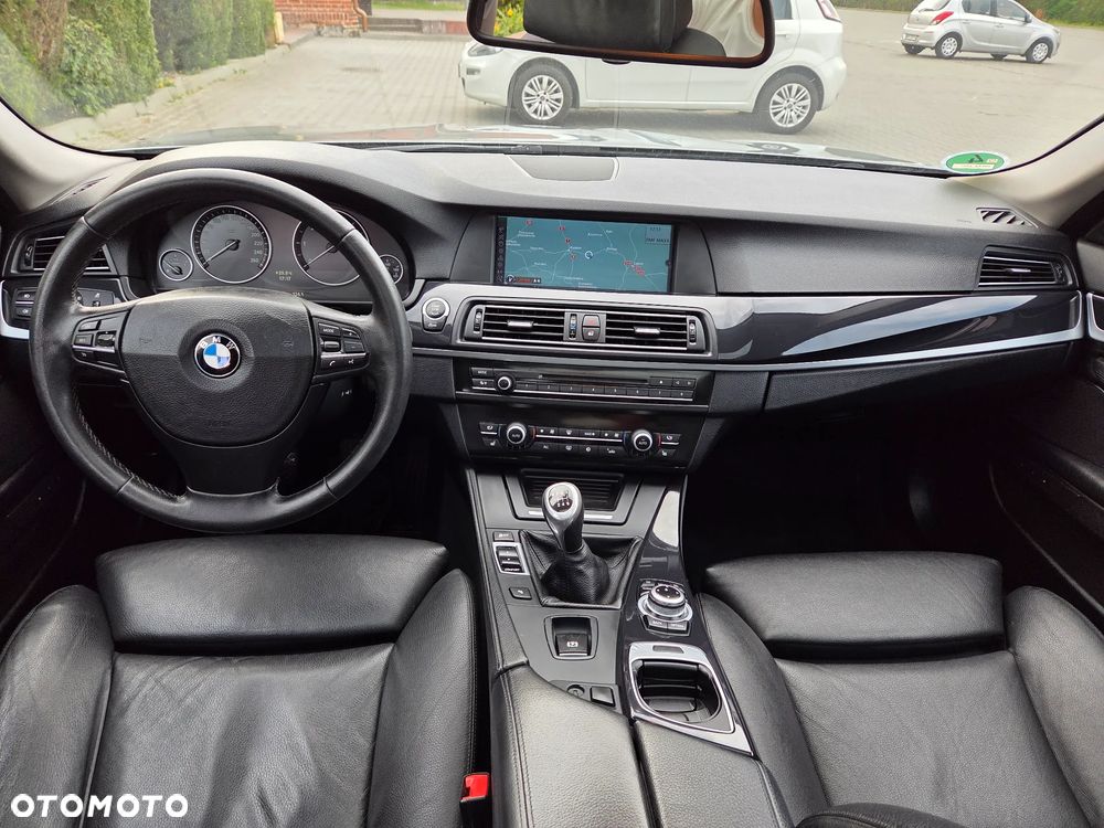 BMW Seria 5 - 24
