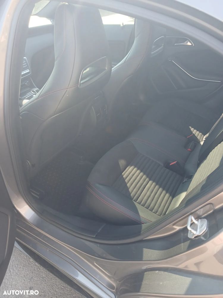 Mercedes-Benz A 45 AMG 4Matic Aut. - 3