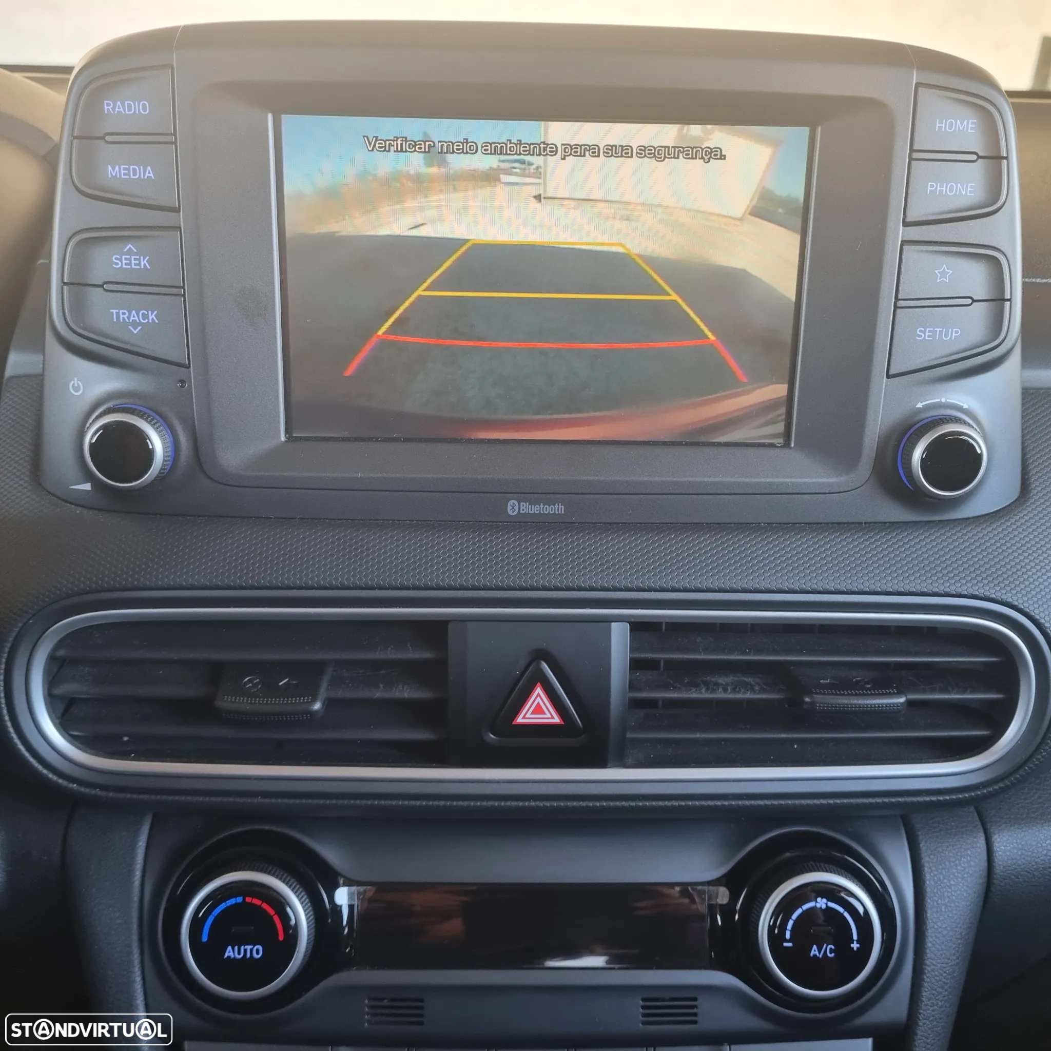 Hyundai Kauai 1.0 T-GDi Tecido Preto - 10
