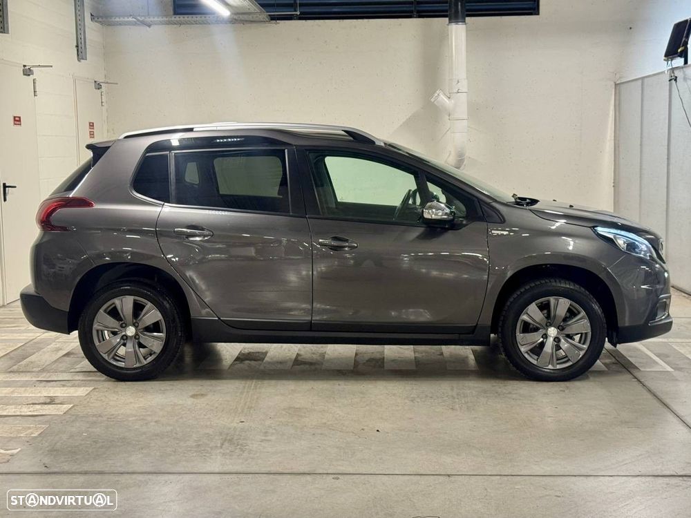 Peugeot 2008 1.2 PureTech Style - 7