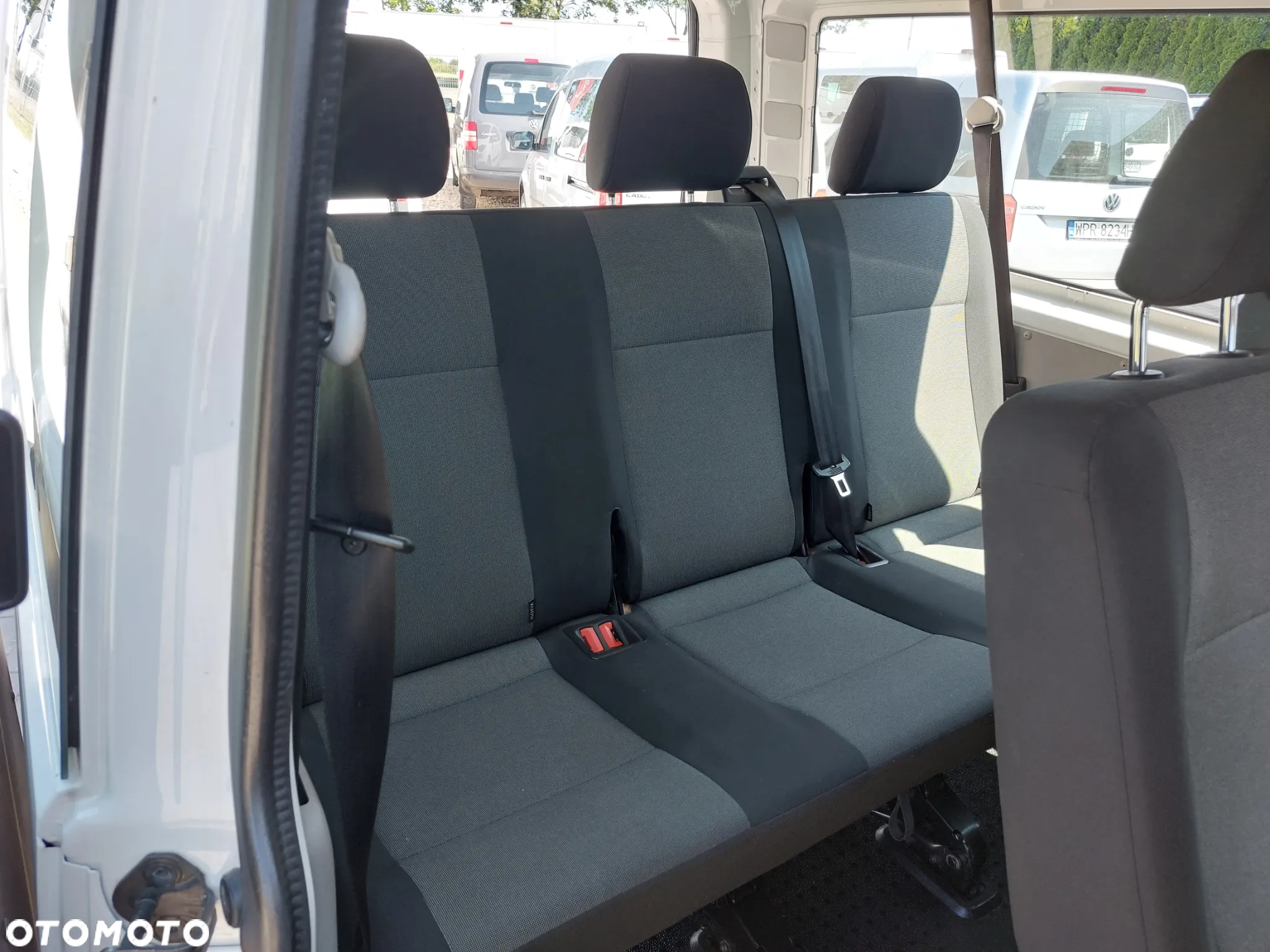 Volkswagen Transporter T6 TDI L2H1 - 20