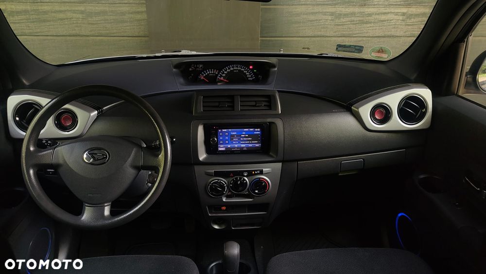 Daihatsu Materia - 6