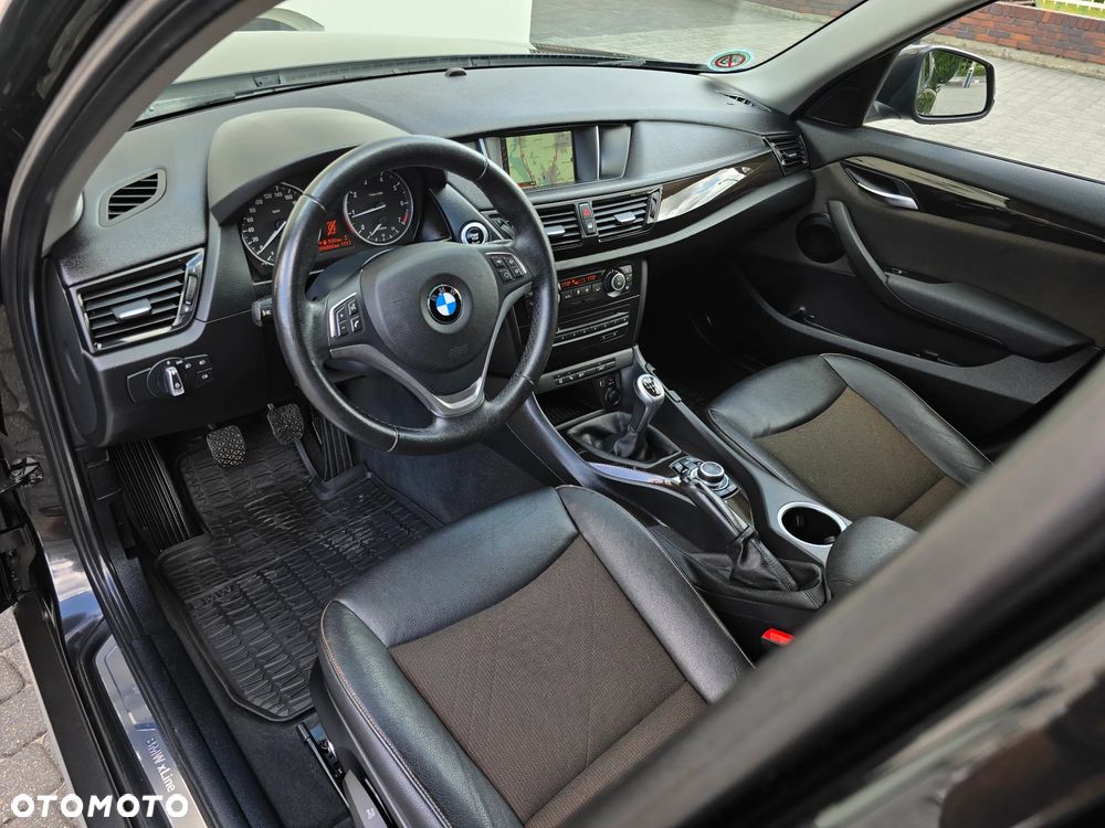 BMW X1 sDrive20i xLine - 13