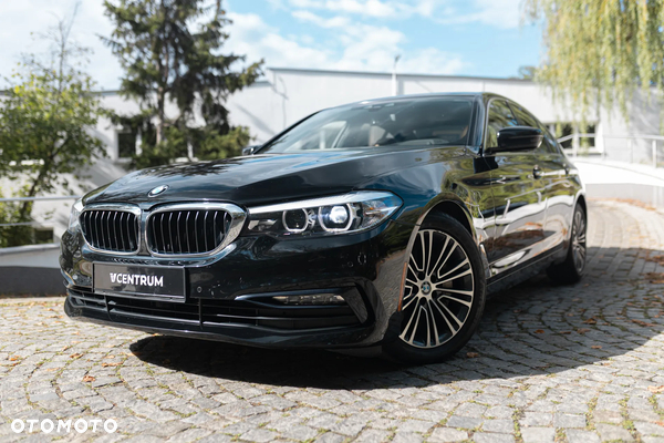 BMW Seria 5 540i GPF Sport Line sport