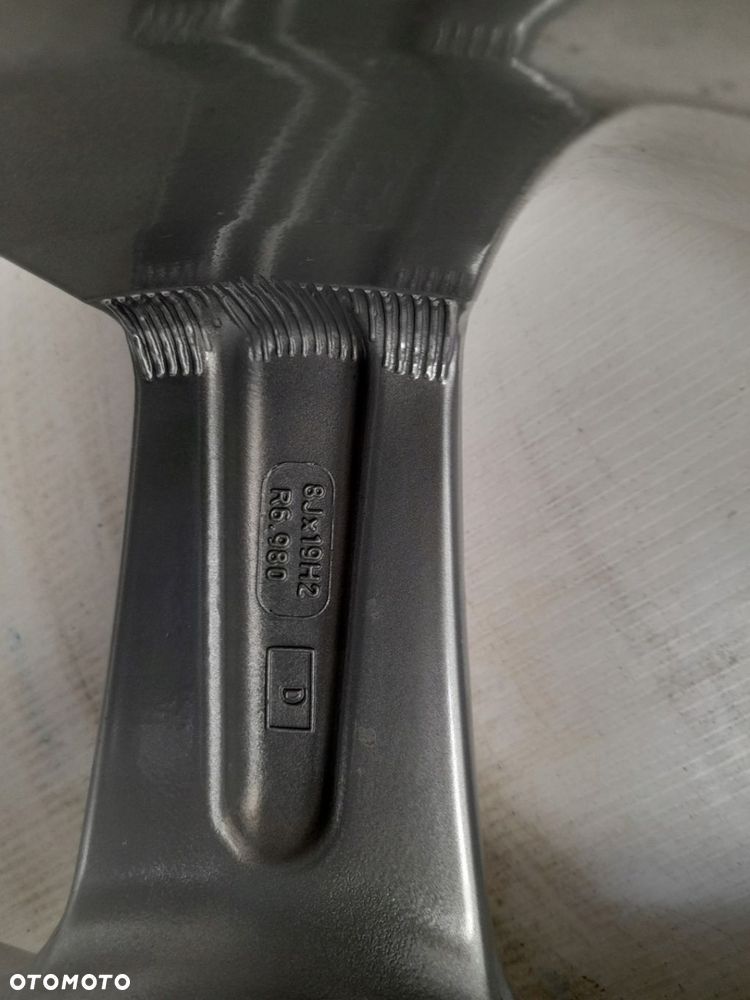 Felga aluminiowa RADIUS R6980 5X100 19 ET35 - 4