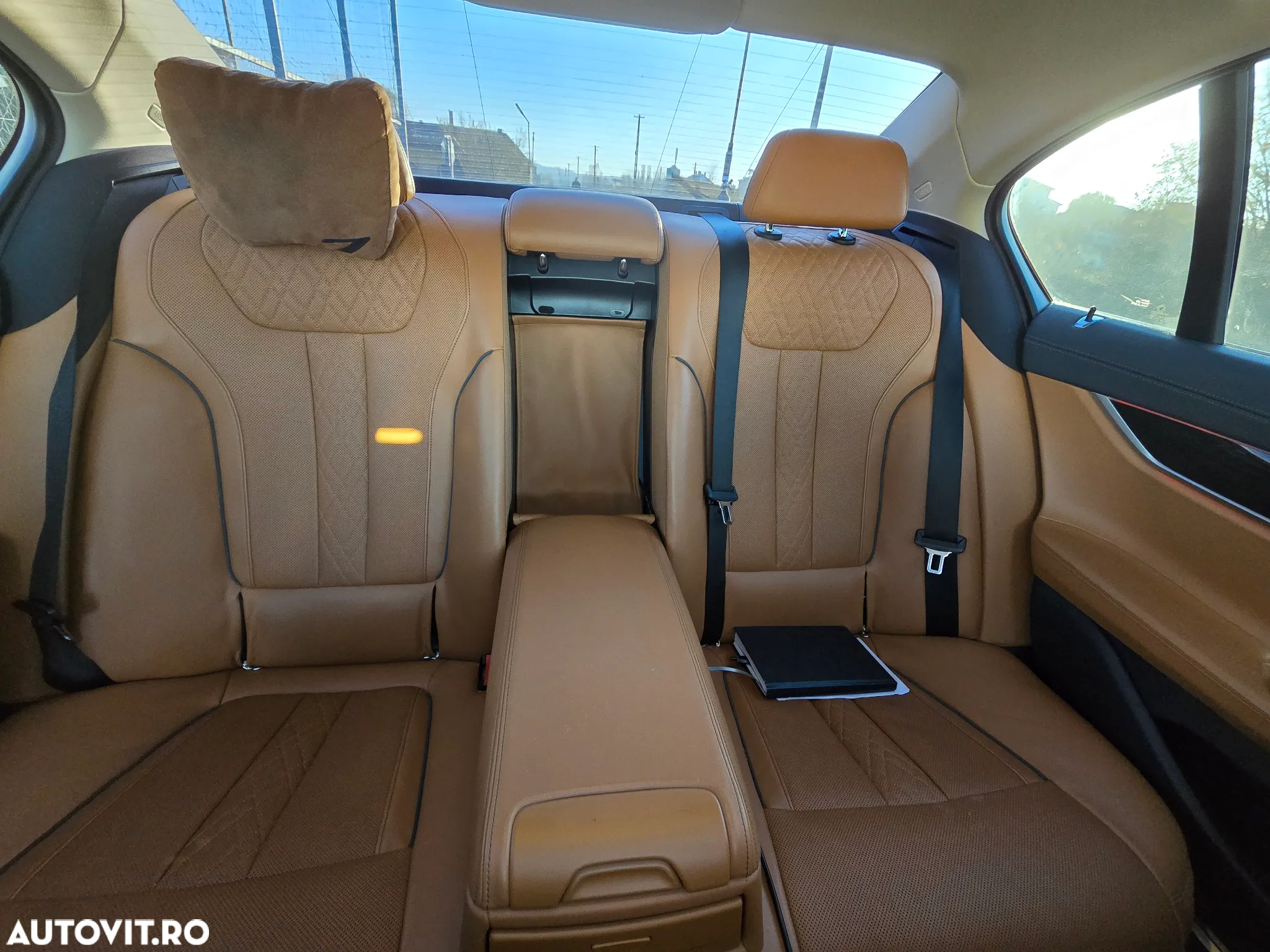 BMW Seria 7 740d xDrive - 16