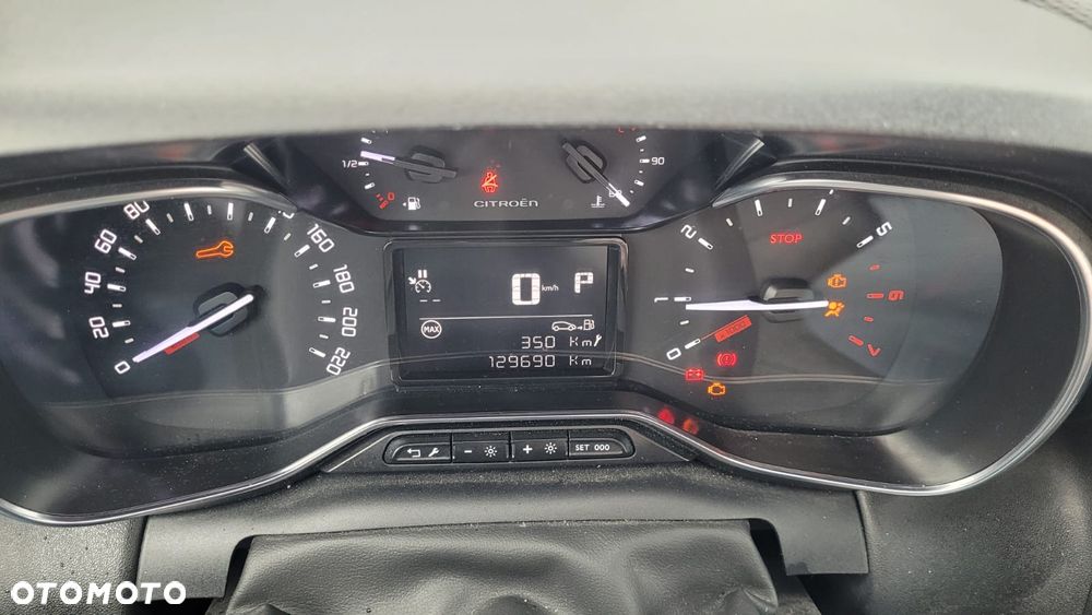 Citroën C3 Aircross 1.2 PureTech GPF Shine S&S EAT6 - 18