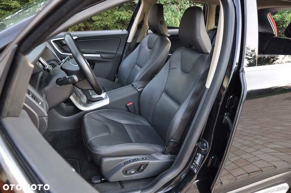 Volvo XC 60 - 20
