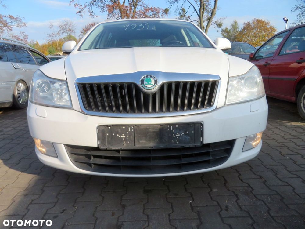 MASKA ZDERZAK BŁOTNIKI LAMPY OCTAVIA II LIFT LF9E  SKODA 2008-2013 BIAŁY PRZÓD KOMPLETNY - 9