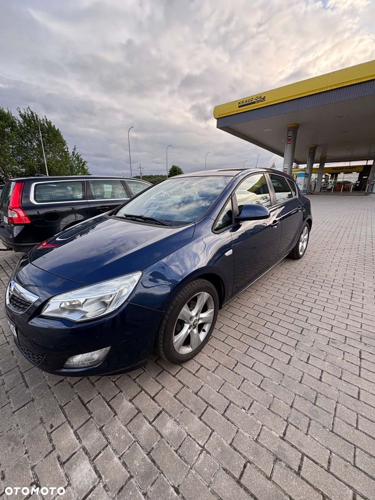 Opel Astra - 1