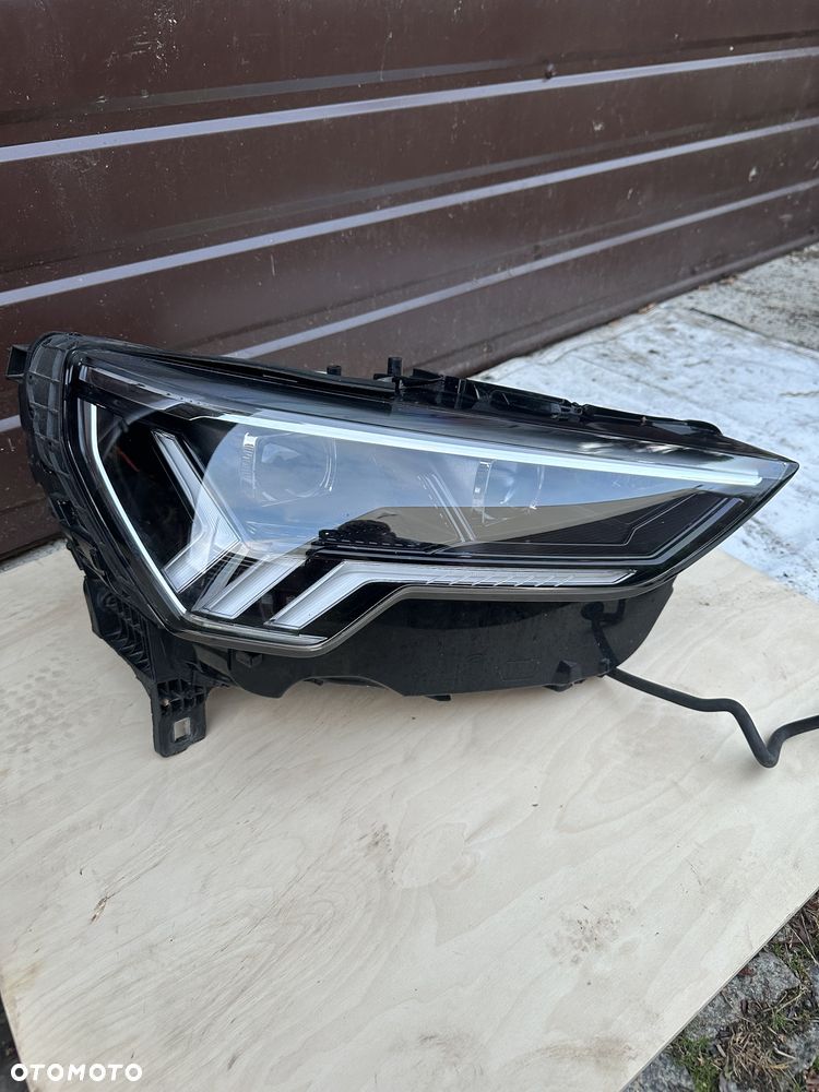 REFLEKTOR LAMPA PRAWA AUDI RSQ3 FULL LED MATRIX 83A941784C - 2