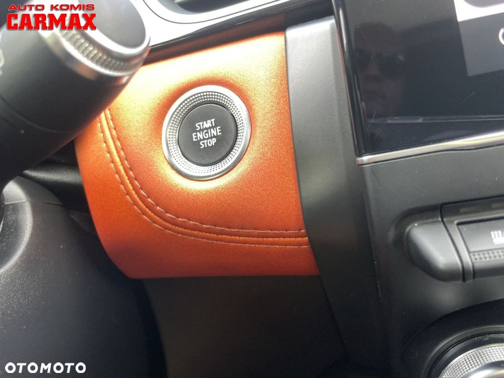 Renault Captur TCe 100 BUSINESS EDITION - 28