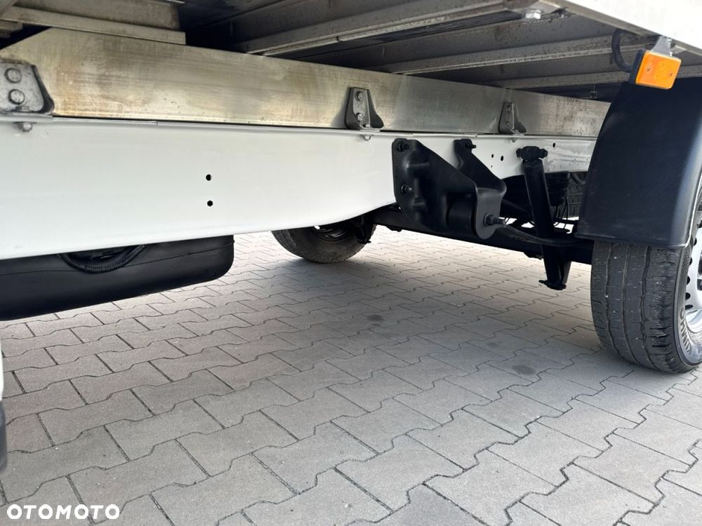 Ford Transit - 24