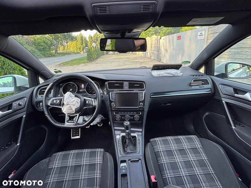 Volkswagen Golf GTD BlueMotion Technology - 12
