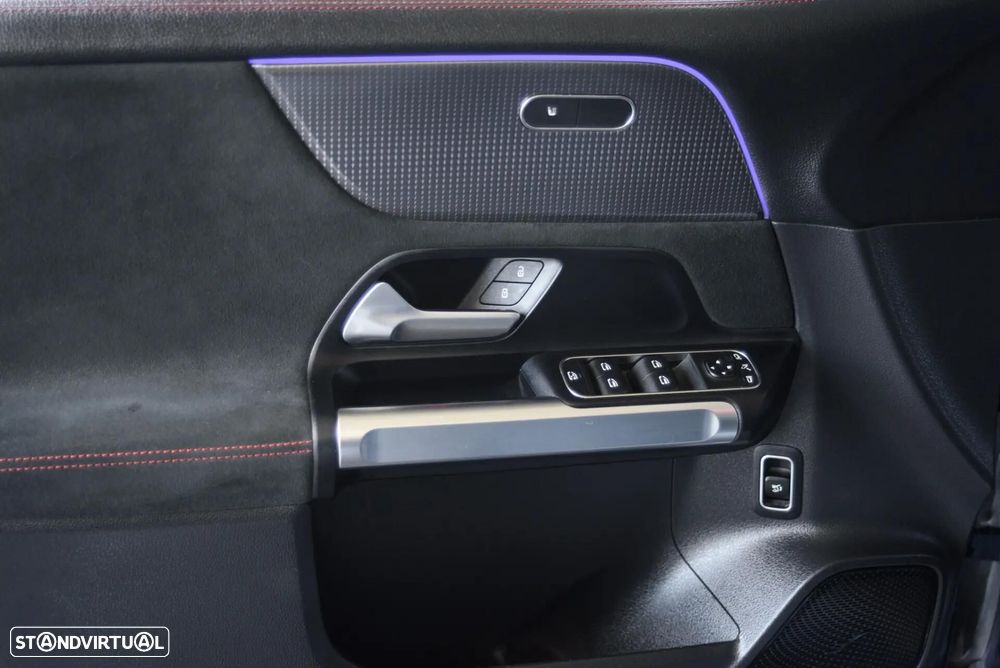 Mercedes-Benz EQB 350 4Matic AMG Line - 24