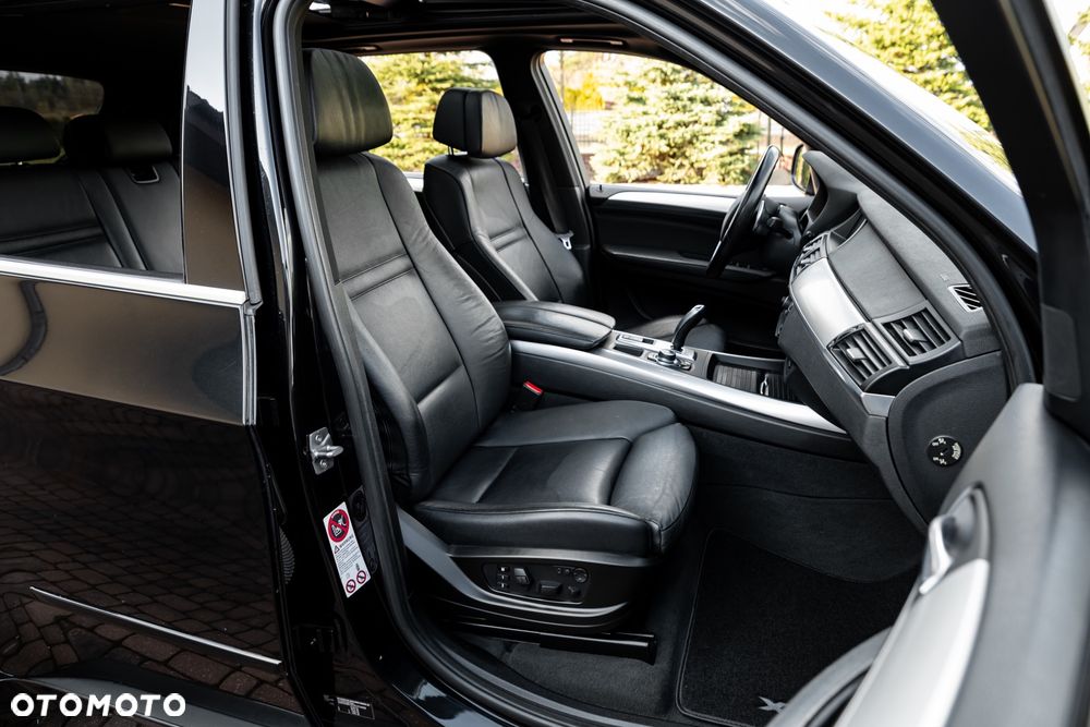 BMW X5 xDrive40d - 23