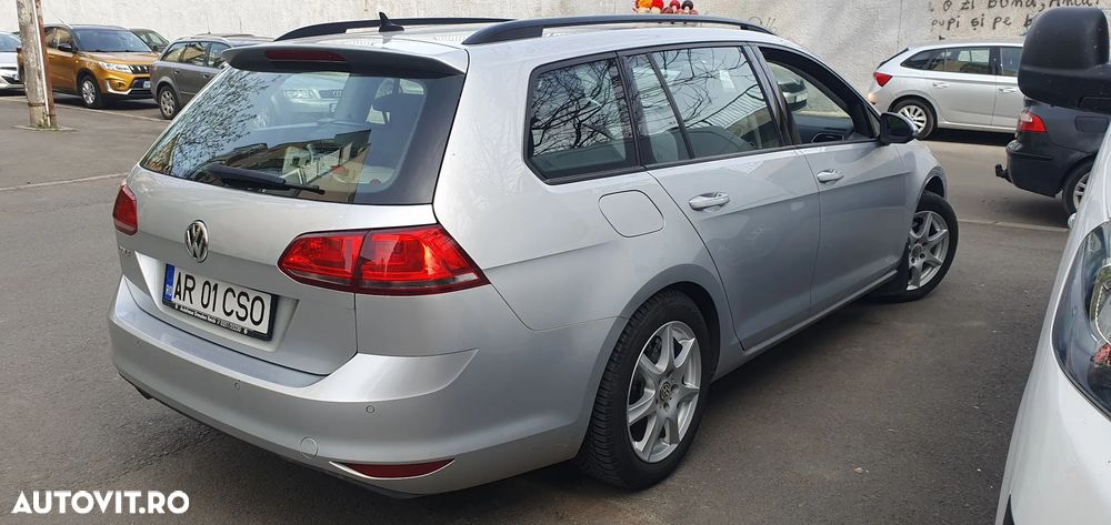 Volkswagen Golf 1.6 TDI DPF Style - 4