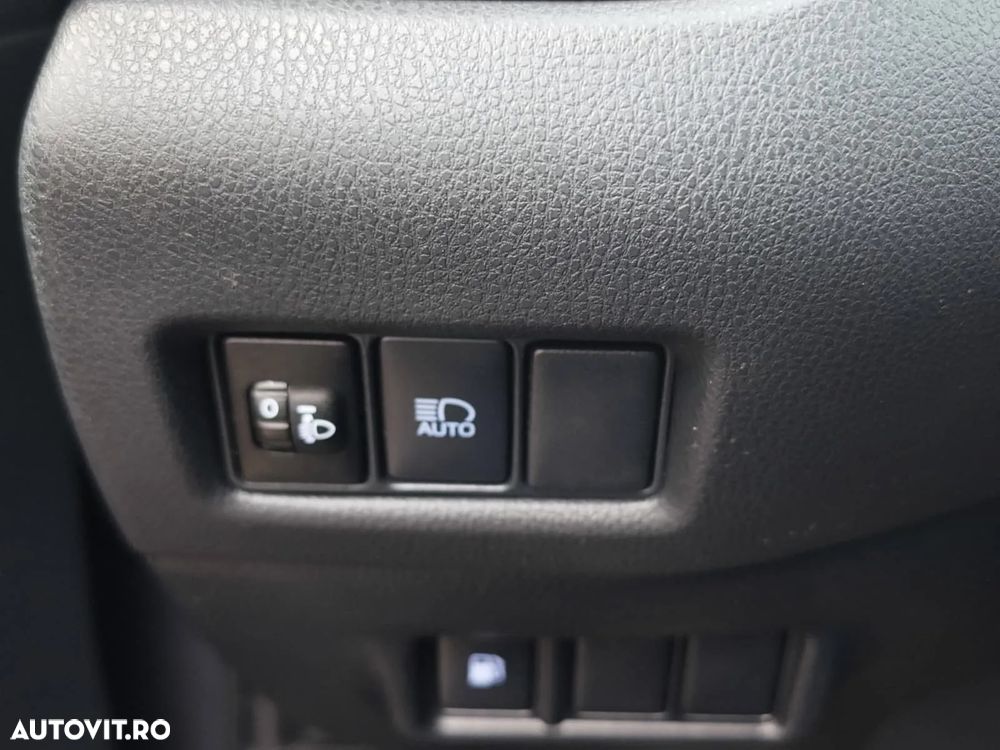 Toyota C-HR 1.8 HSD 122 CP 4x2 CVT C-enter - 29