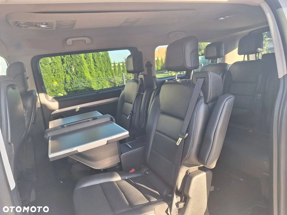 Peugeot Traveller 2.0 BlueHDi Long Business - 11