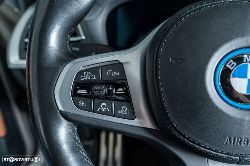 BMW iX3 M Sport Inspiring - 33
