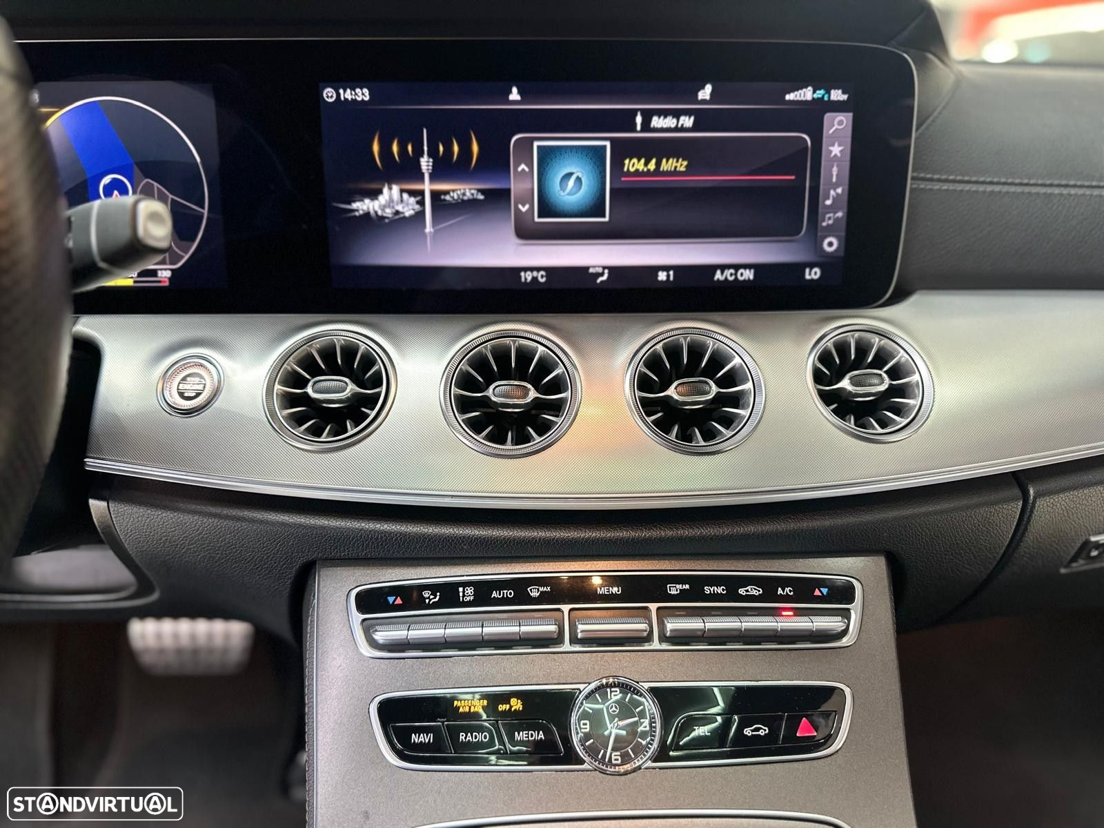 Mercedes-Benz E 220 d AMG Line - 31