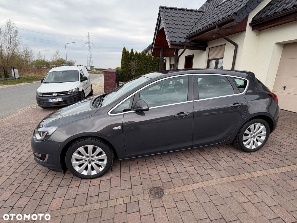 Opel Astra 1.4 Turbo Exklusiv - 8