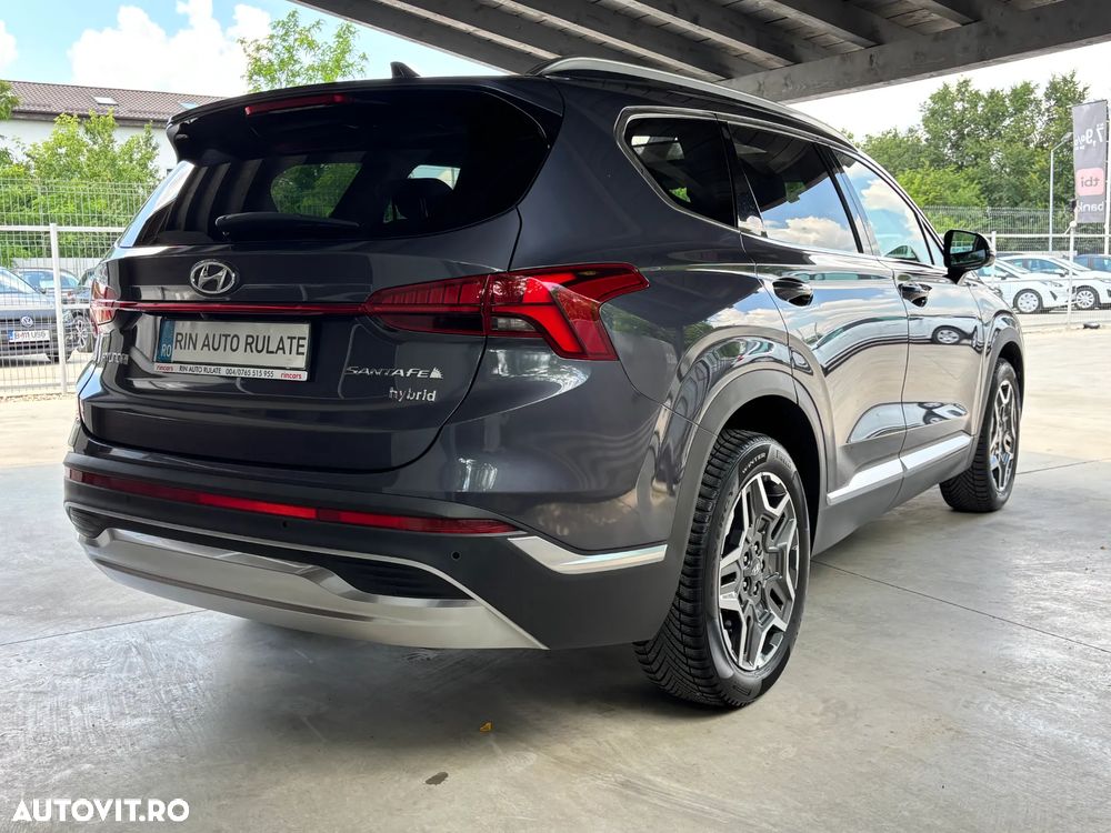 Hyundai Santa Fe 1.6 HEV 4WD SEVEN Signature - 7